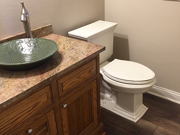 1st floor Powder Room