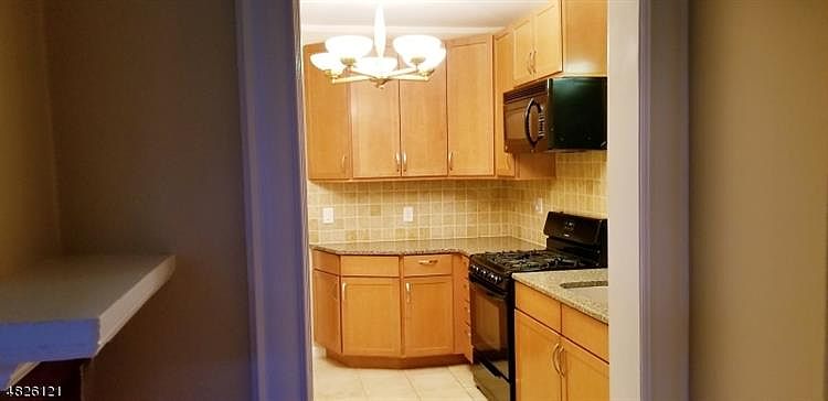 2nd image of 209 Valley Brook Ave