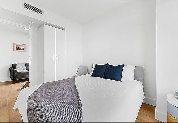 3rd image of 63 Pitt St APT 2