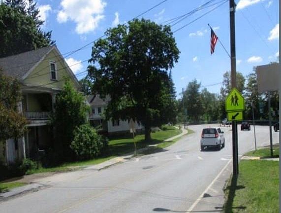 5th image of 11 School St