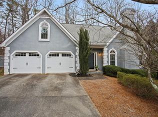 335 Farm Trak, Roswell, GA 30075