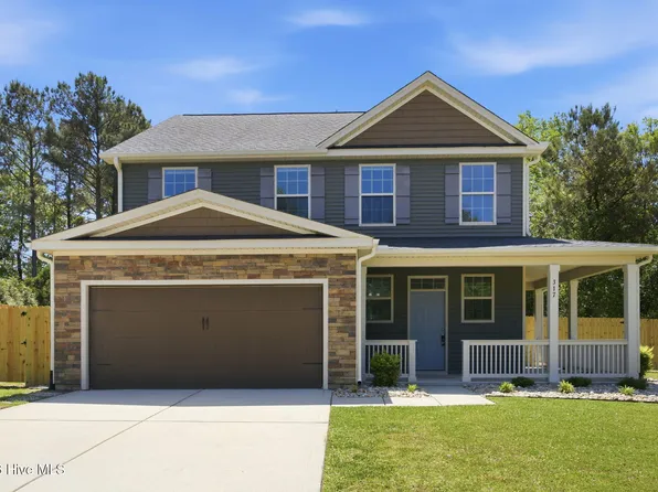 317 Sand Grove Drive, Swansboro, NC 28584