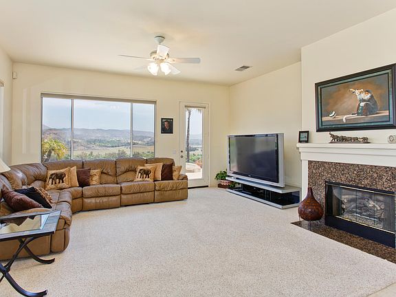 4th image of 14395 San Pasqual Way