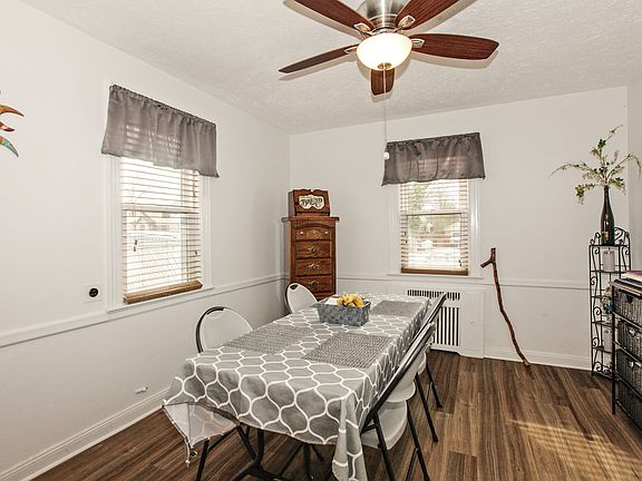 5th image of 55 Crestmont Ave