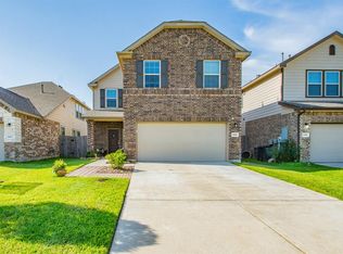 3058 Hawthorne Glen Ln, Dickinson, TX 77539