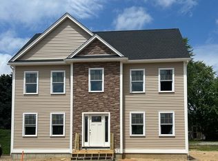 80 Bunker Hill Ave, Lowell, MA 01850