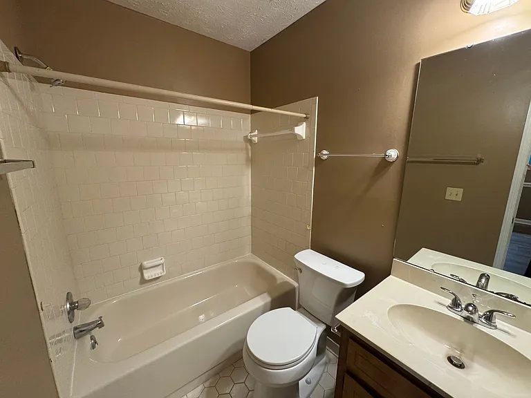 5926 Carmel Dr — Photo 13