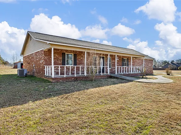 1136 River Rd, Pottsville, AR 72858