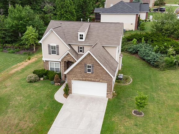 5th image of 6401 Airtree Ln