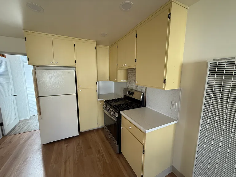 133 Marnell Ave #2 — Photo 8