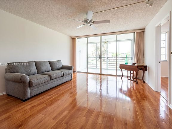 2nd image of 1831 Sabal Palm Dr APT 305