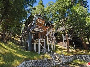 27071 Overlook Ln, Lake Arrowhead, CA 92352