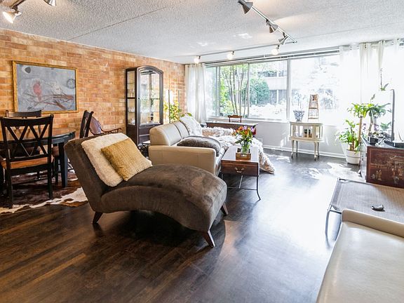 4th image of 2020 Saint Johns Ave APT 105