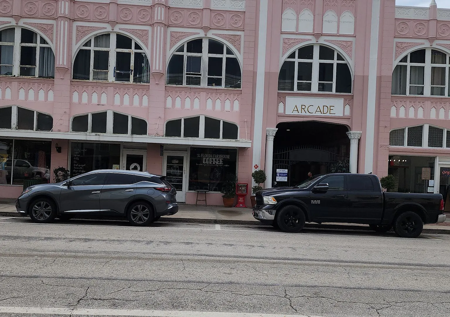 Downtown Arcadia Studio Units Pink Building — Photo 1