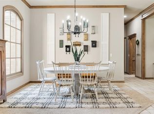 1213 Twin Grove Cts, Edmond, OK 73025