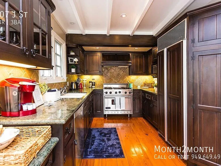 507 J St — Photo 7