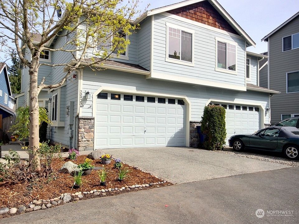 1st image of 20925 2nd Avenue W #A