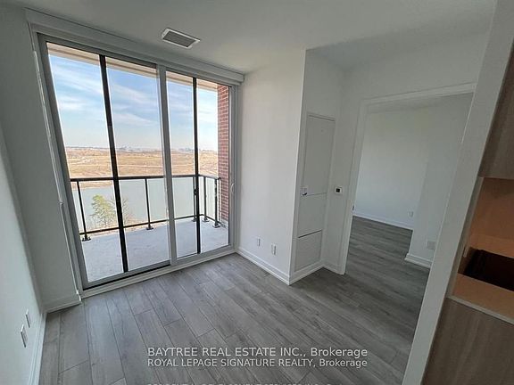 5th image of 3100 Keele St #1107