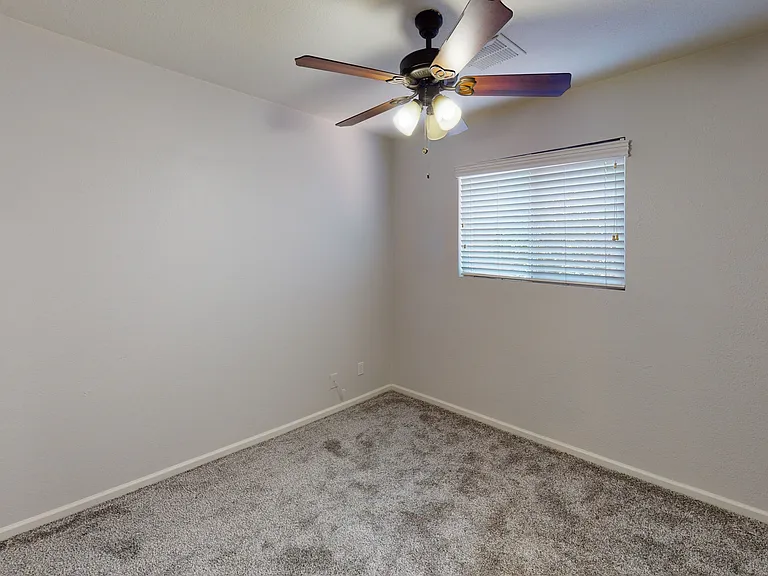 1206 E Redfield Rd #3 — Photo 13