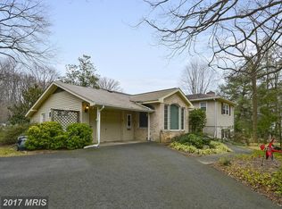 4913 Dodson Dr, Annandale, VA 22003