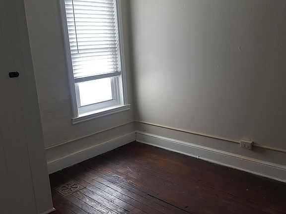5th image of 332 Grover St