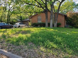 3003 Duff Dr, Arlington, TX 76013