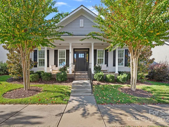 11040 Bailey Park Nature Dr, Cornelius, NC 28031