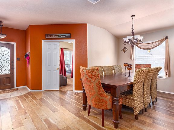 5th image of 113 Jasmine Way