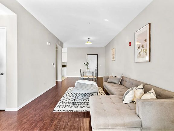 3rd image of 8654 Sunland Blvd APT 312