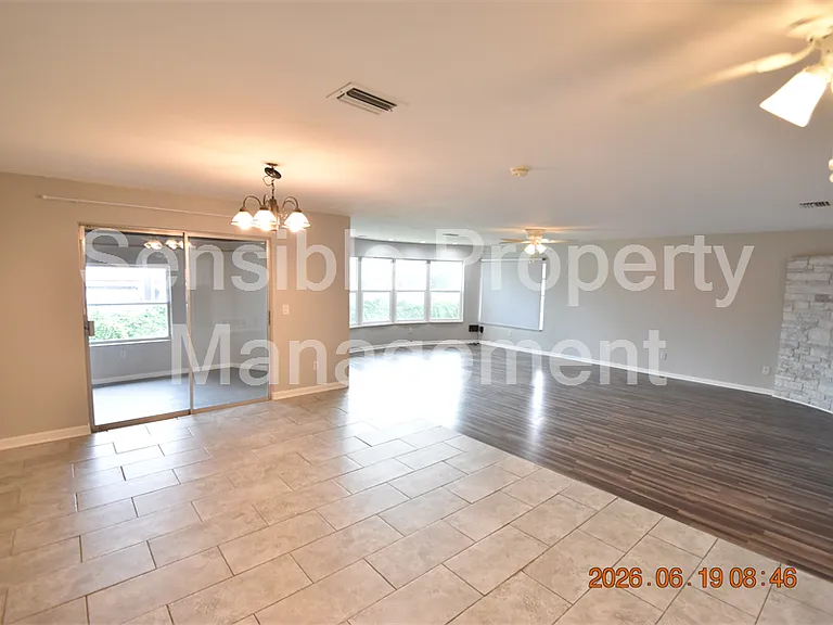 3273 Harbor Lake Dr — Photo 9