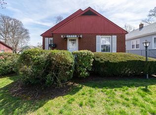 12 Saint Charles Ave, Stamford, CT 06907