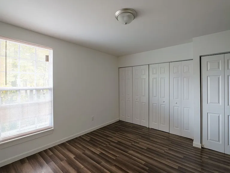 Golden Gate Townhomes — Photo 68