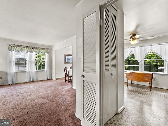 4th image of 10005 Copeland Dr