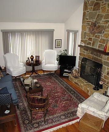 Living Room with Vaulted Ceiling