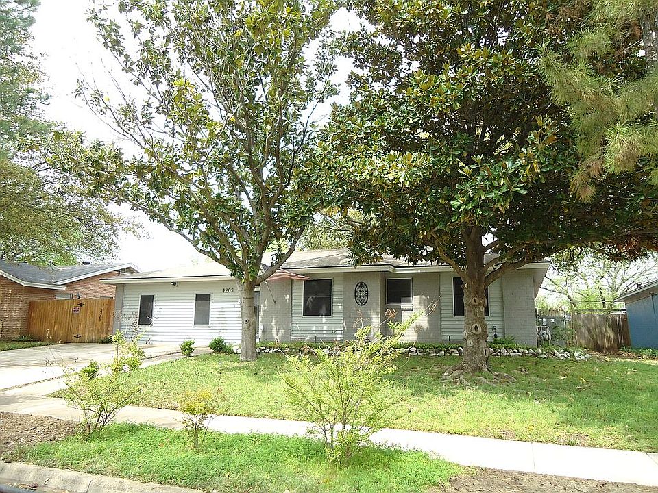 1st image of 1203 Sugarmill Ct