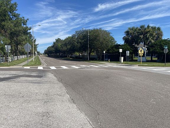 3rd image of 30011 Playa Del Rey Ln