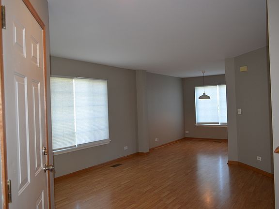 2nd image of 4667 Courtney Dr #4667