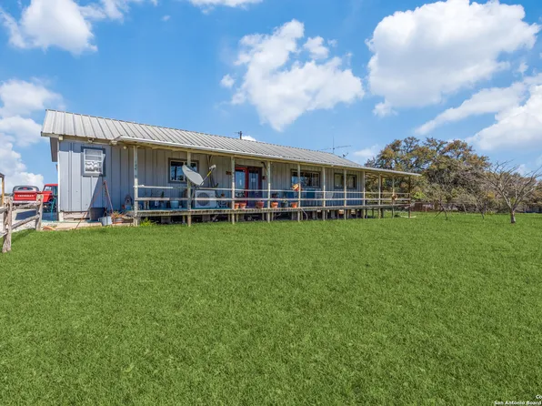 2682 US-281, Blanco, TX 78606