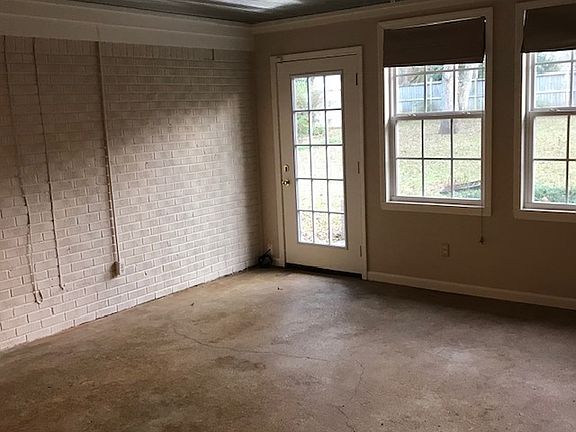 sunroom or family room