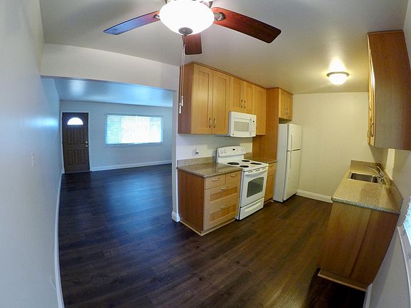 5th image of 2090 Sahara Way APT 9