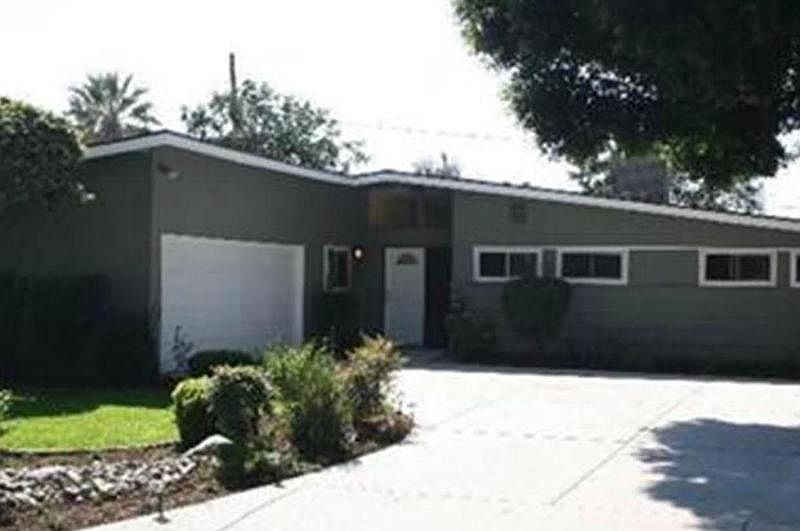 1st image of 447 S Vecino Dr