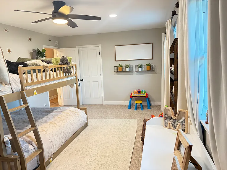 3427 N Twin Oaks Valley Rd — Photo 11