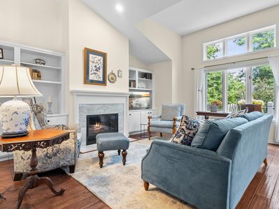 2247 Sherwood Ct, Minnetonka, MN, 55305