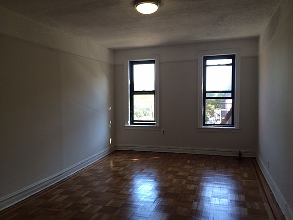 4th image of 486 Brooklyn Ave APT 2B