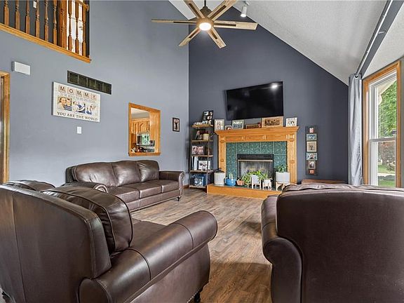 4th image of 4113 SW Washington Dr