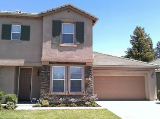 1981 N Dupree Ln, Clovis, CA 93619