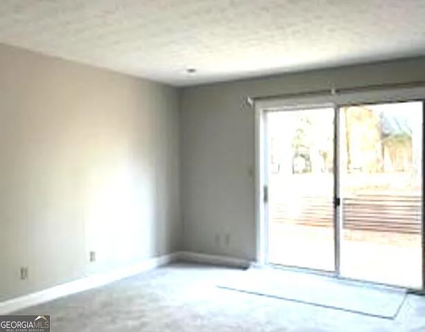 102 Whisper Trce — Photo 36