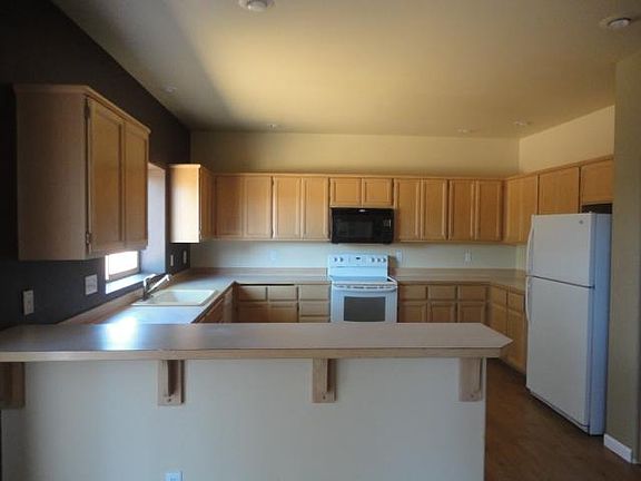 4th image of 13603 68th Avenue Ct E