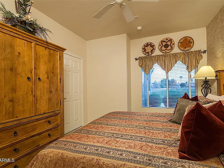 7401 W Arrowhead Clubhouse Dr #1086 — Photo 11