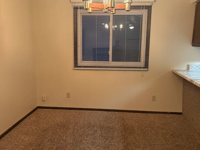 636-638 Garnet Dr #636 — Photo 5